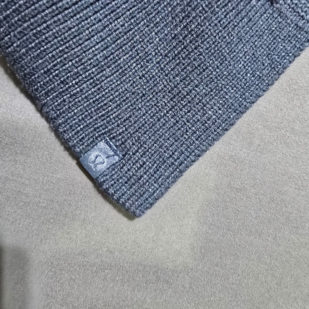 Lululemon Opened Up Poncho Women XS/S Blue Cashmere Blend Short Sleeve - Picture 3 of 6